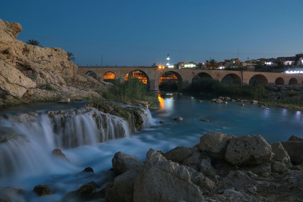 Sulfur springs in Wadi Hajlan