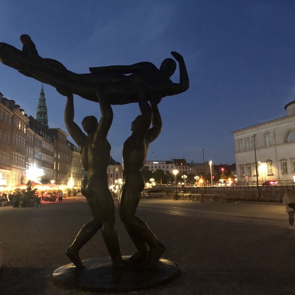 Copenhagen: Strangers in the night