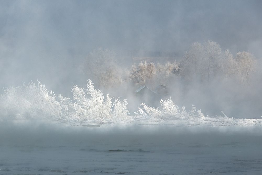 Парящая река