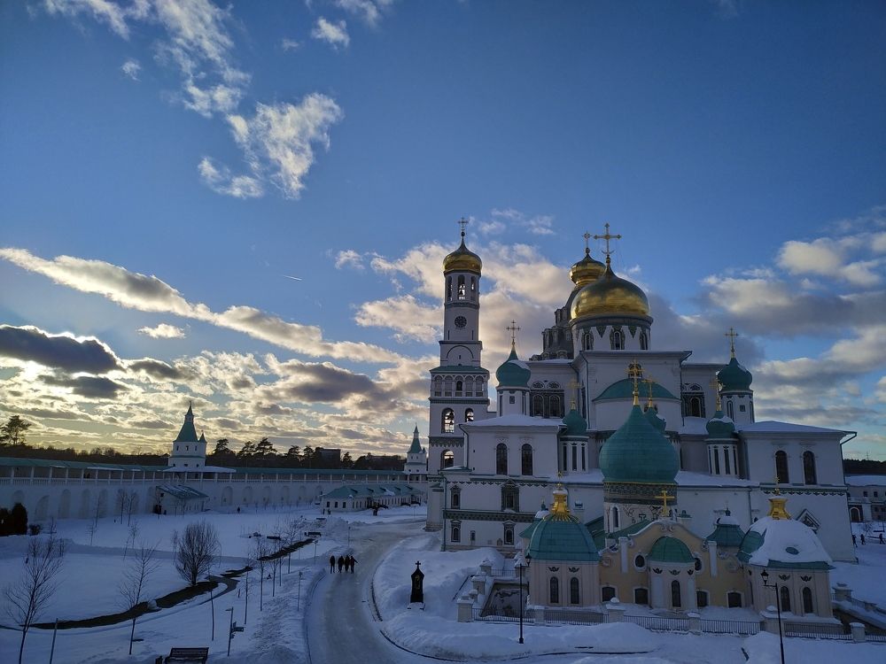 На закате в Новом Иерусалиме
