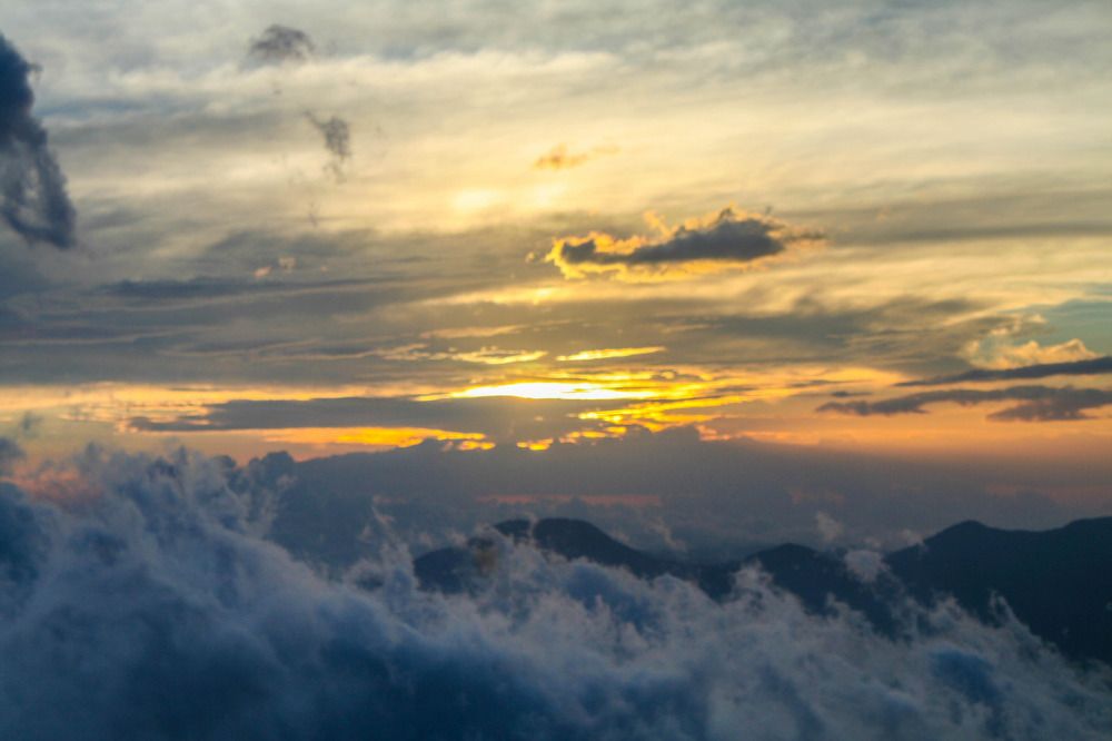 Cielos de Purpura y de Oro