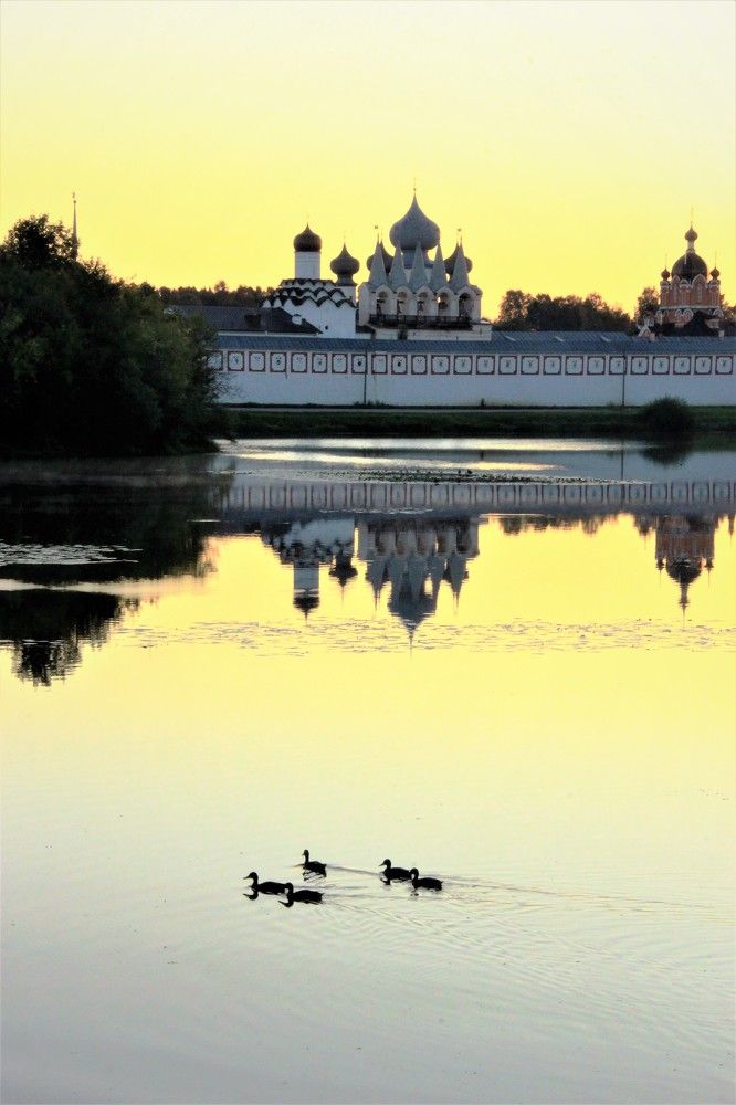 Тихвинский монастырь