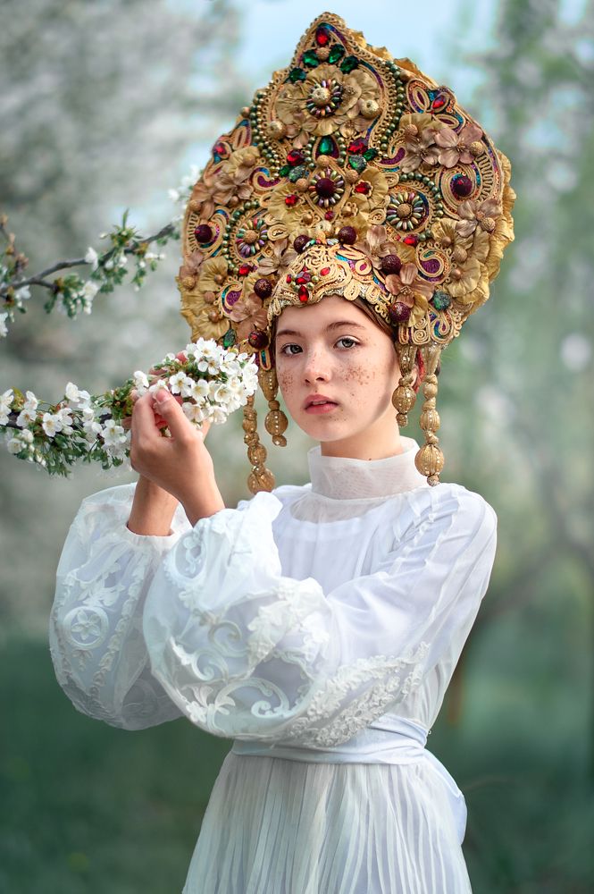 Сударыня или царица...