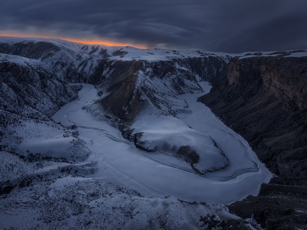 Photograph by He Jinyi