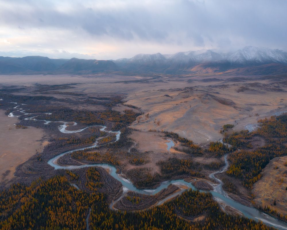 Фотография автора Виктор Иванов