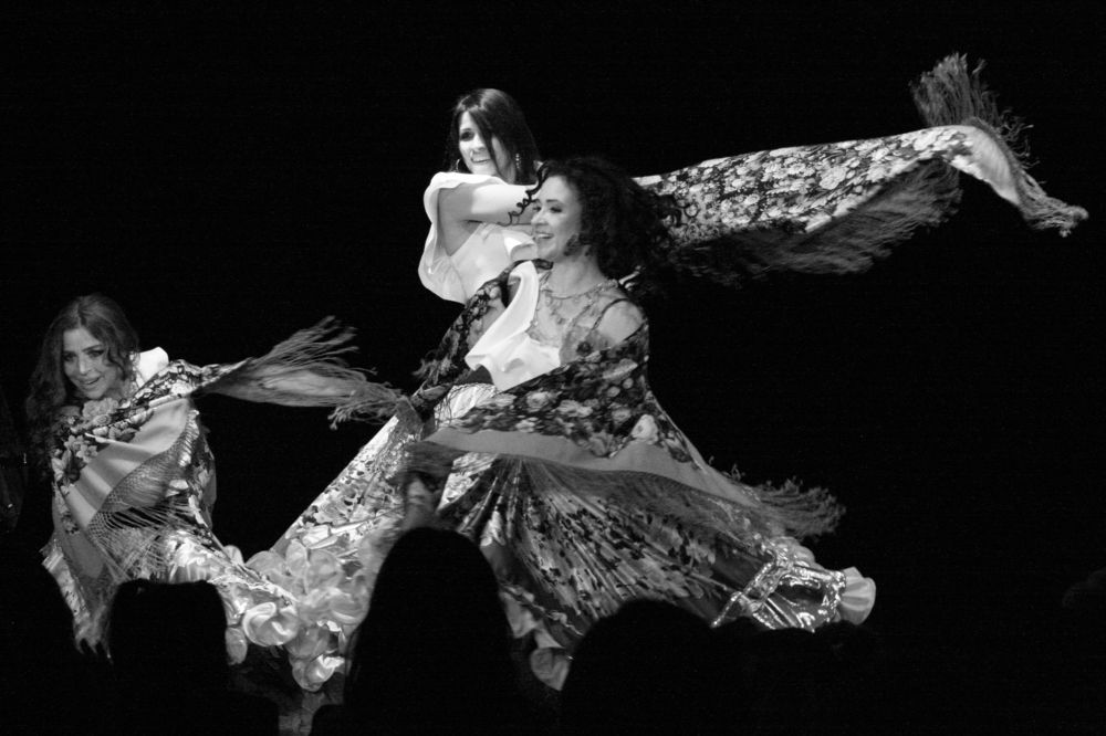 цыганский танец