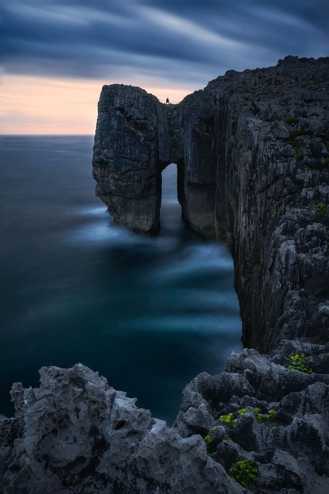 Photograph by Oscar Lata