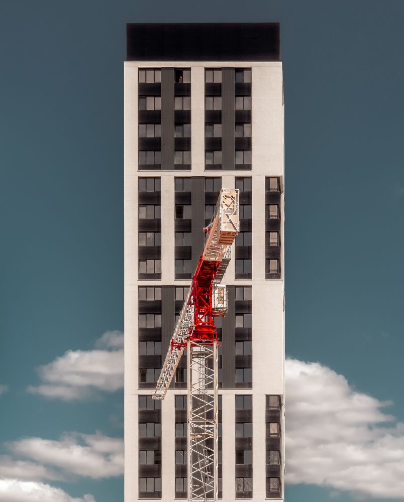 Into the sky. В небо.