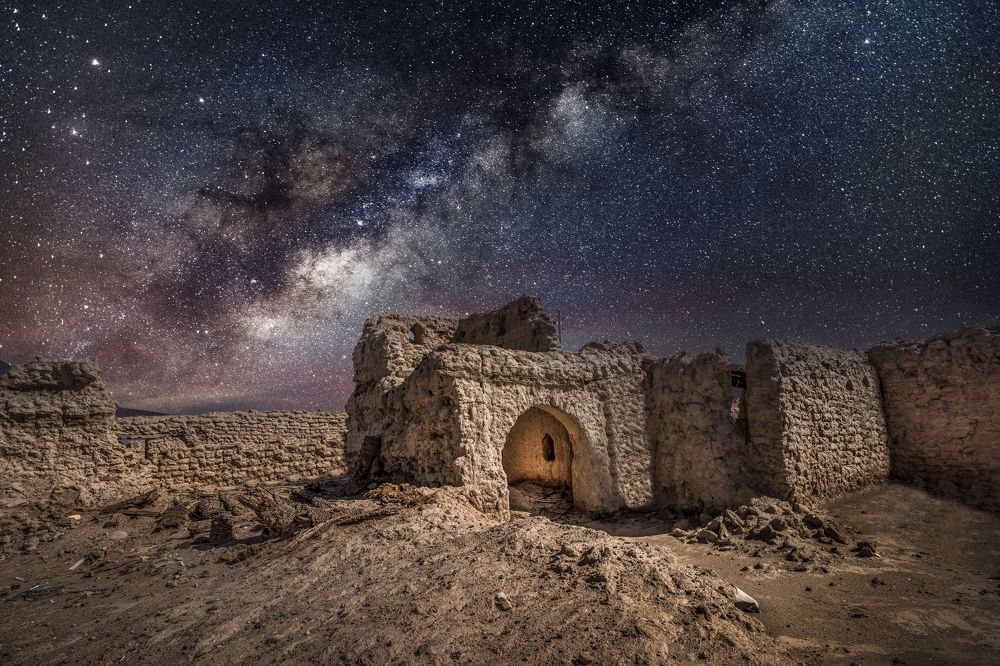 Photograph by Osama Mansour