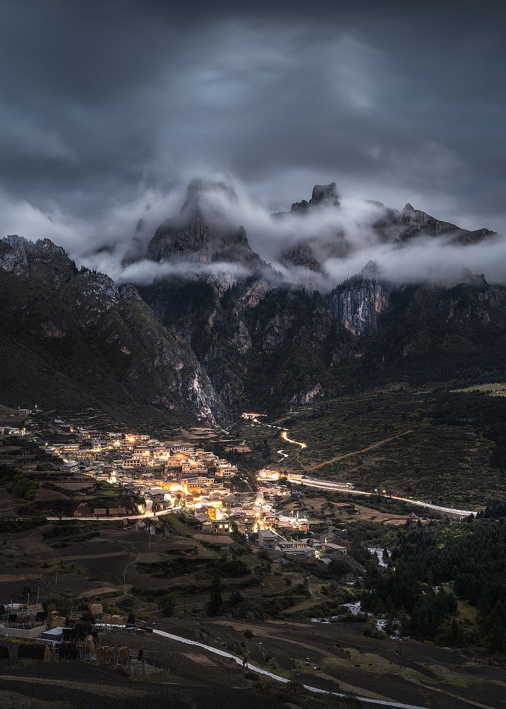 Photograph by Li Weinan