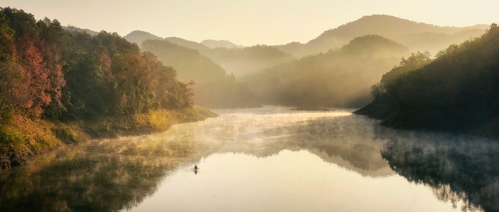 Photograph by Tuấn Nguyễn Tấn