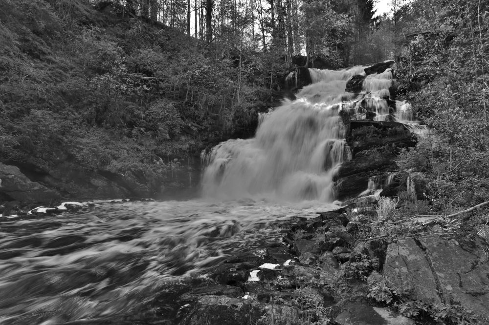Водопад Юканкоски (Белые мосты)