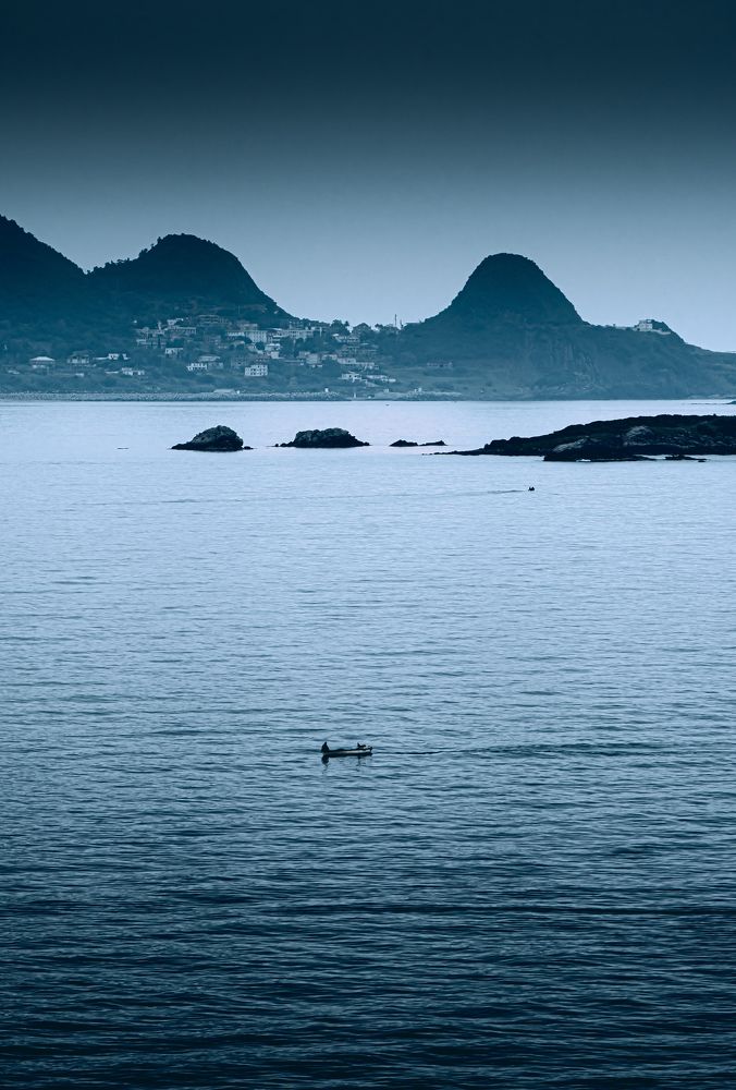 Photograph by Samir Meftah