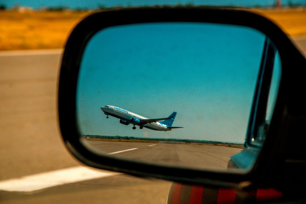 Movement in the mirror of movement