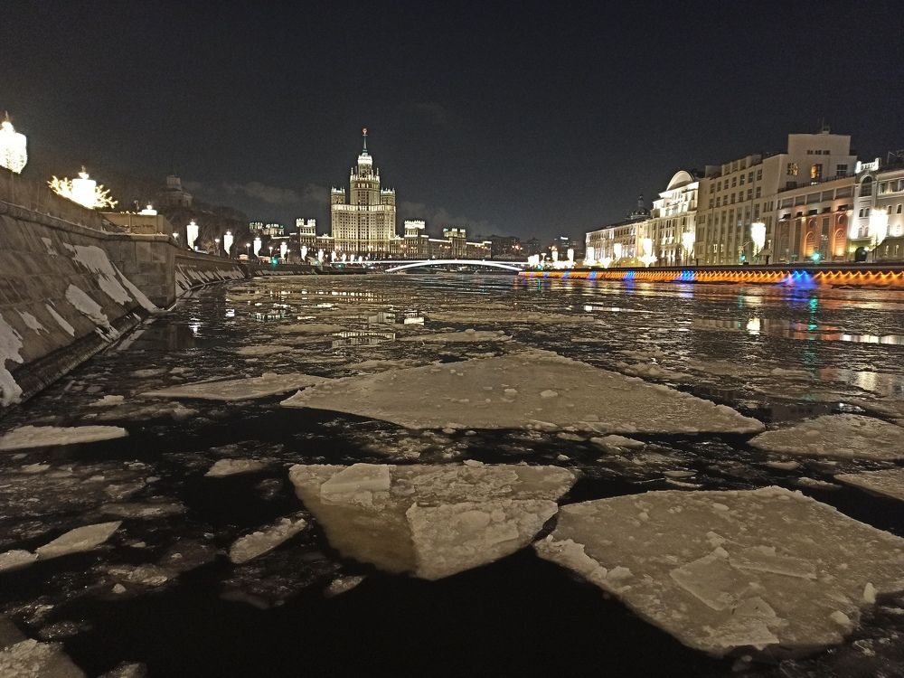 Вечерняя Москва