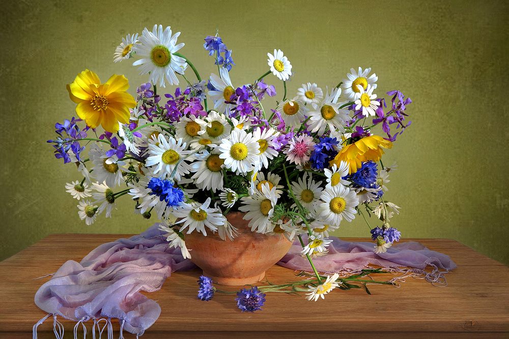 В цветах - душа, и жизнь, и вдохнолвенье!