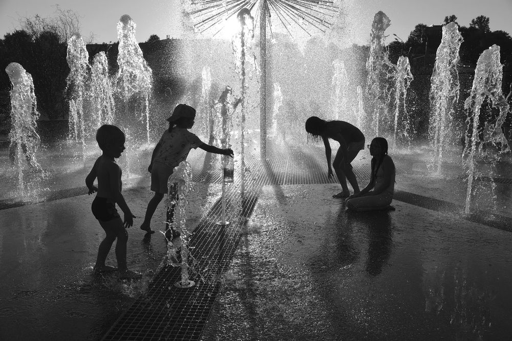 Поклонение воде и солнцу