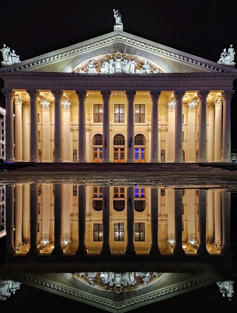 Отражение в луже 2