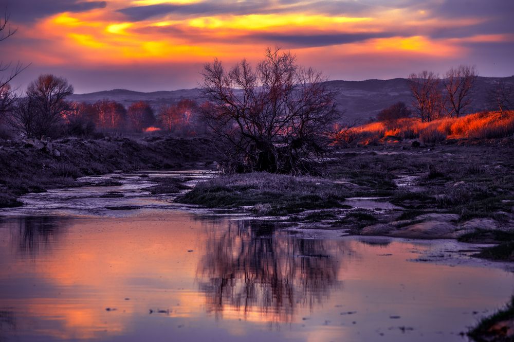 Photograph by Nikos Leonov