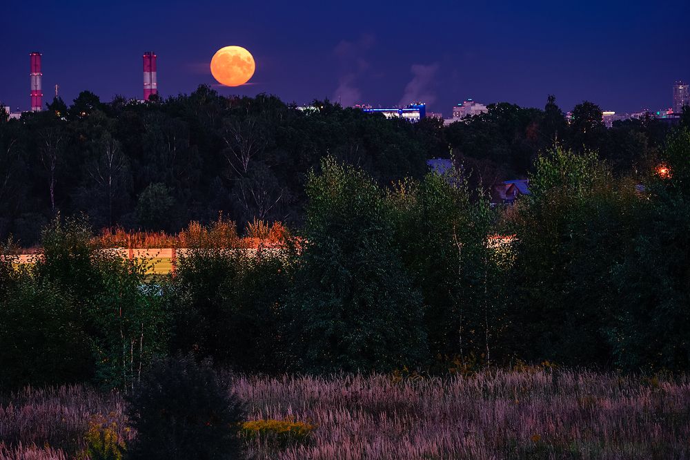 Восход луны