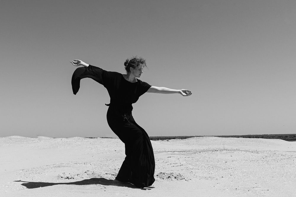 ТАНЦЫ В ПЕСКАХ