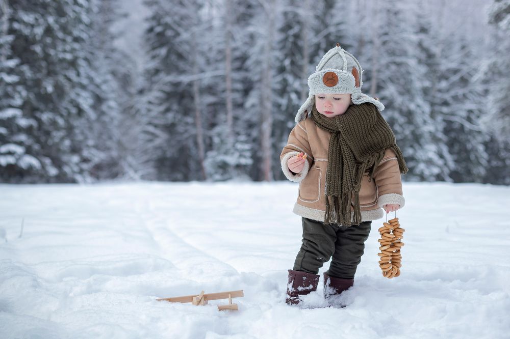 Кирилл в лесу