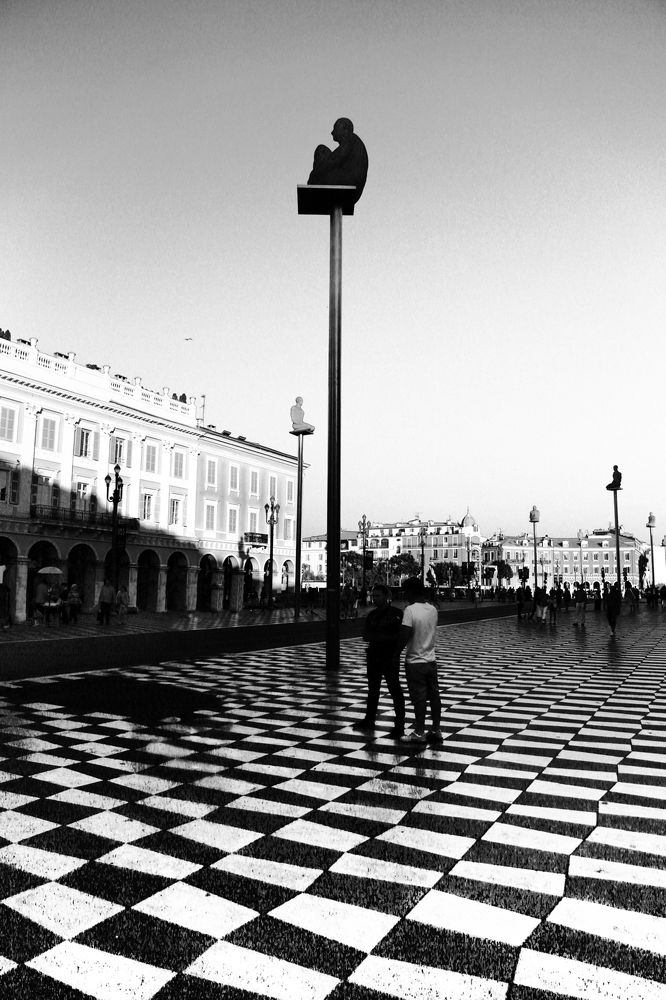 Игра в шахматы после пяти