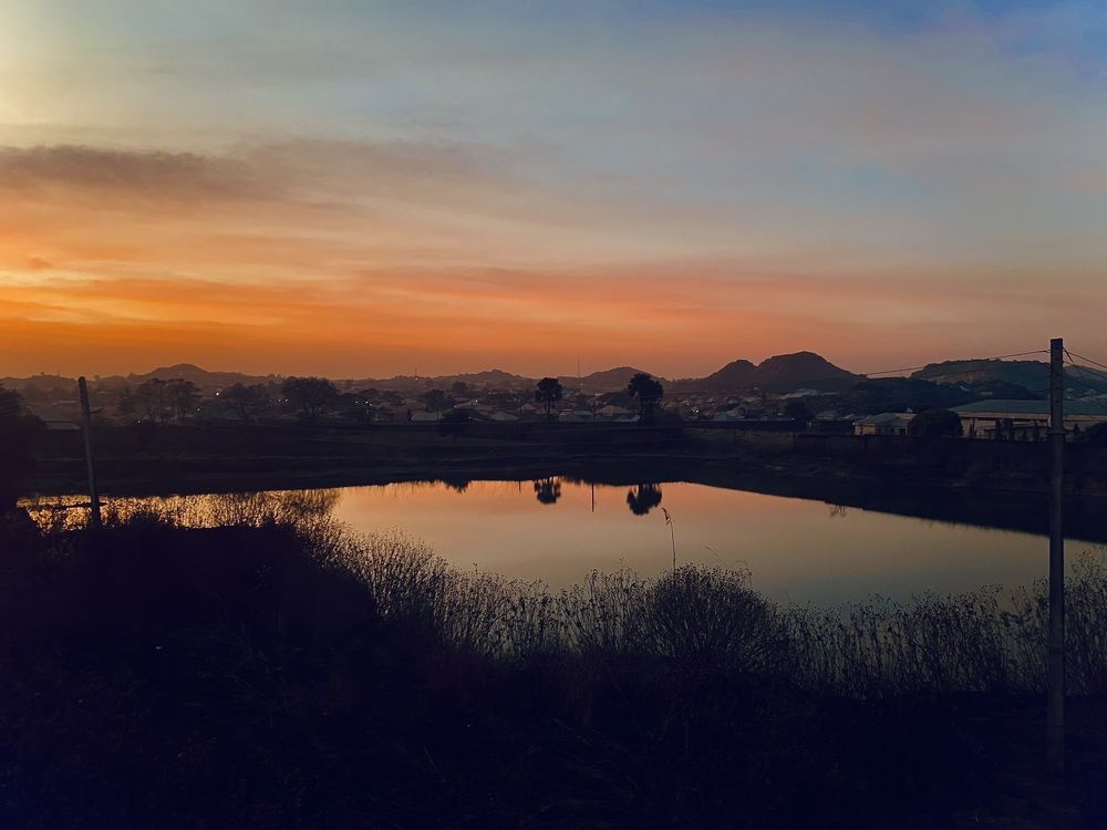 A sunset by Emmy Akpa