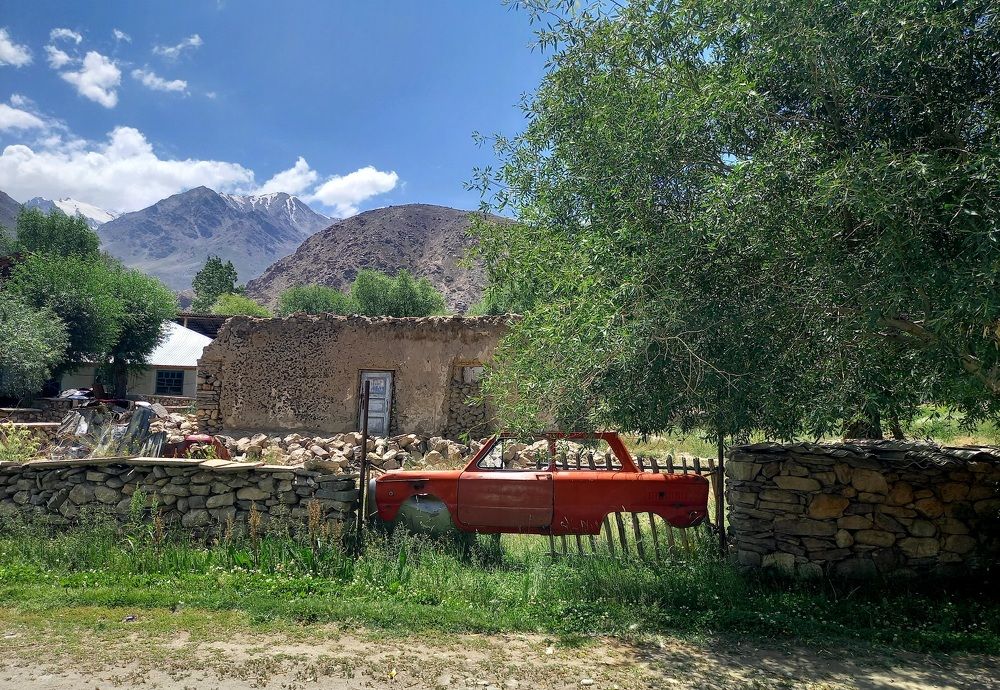 Improvised gate in Gharthem, Pamir, Tajikistan