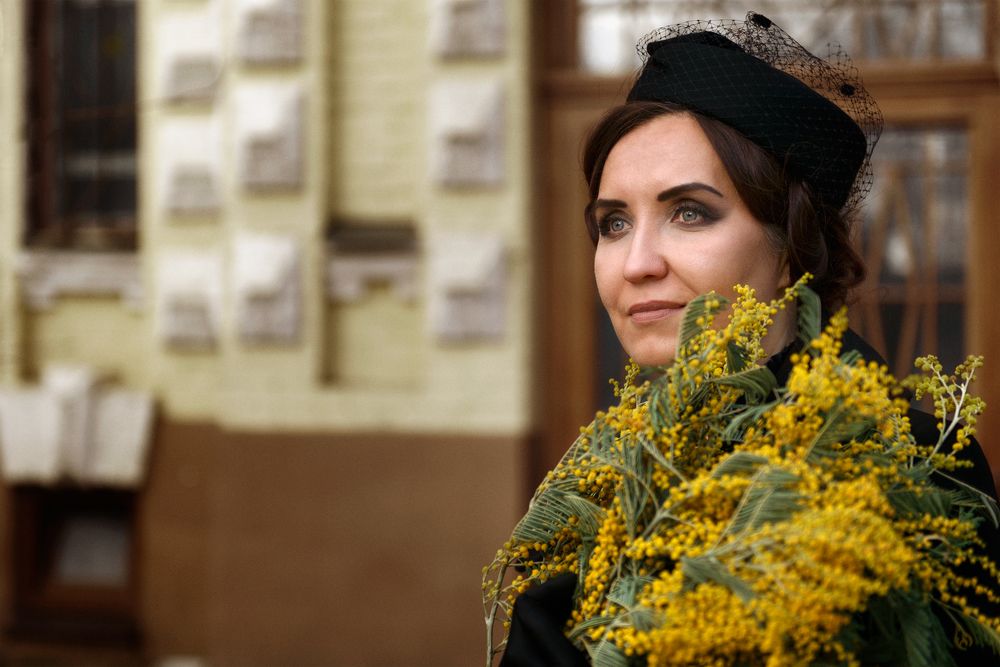 Отвратительные,  тревожные желтые  цветы