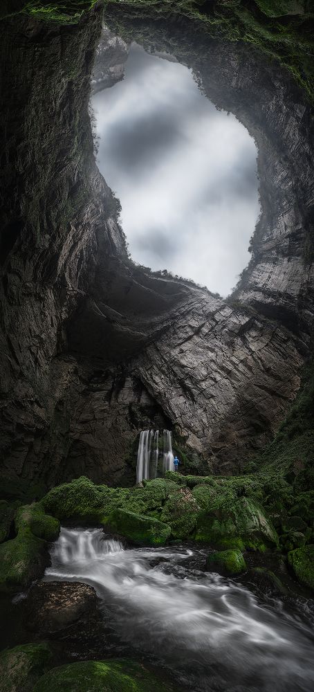 Photograph by Li Weinan