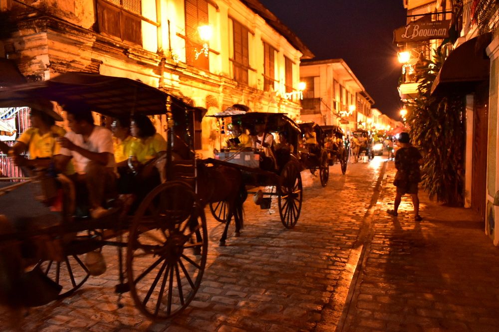 Night at Calle Crisologo