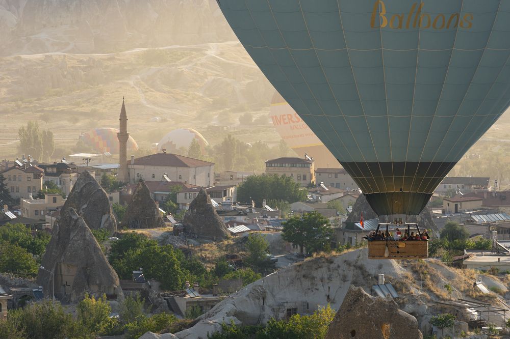 Photograph by MARIAN MUNTEANU