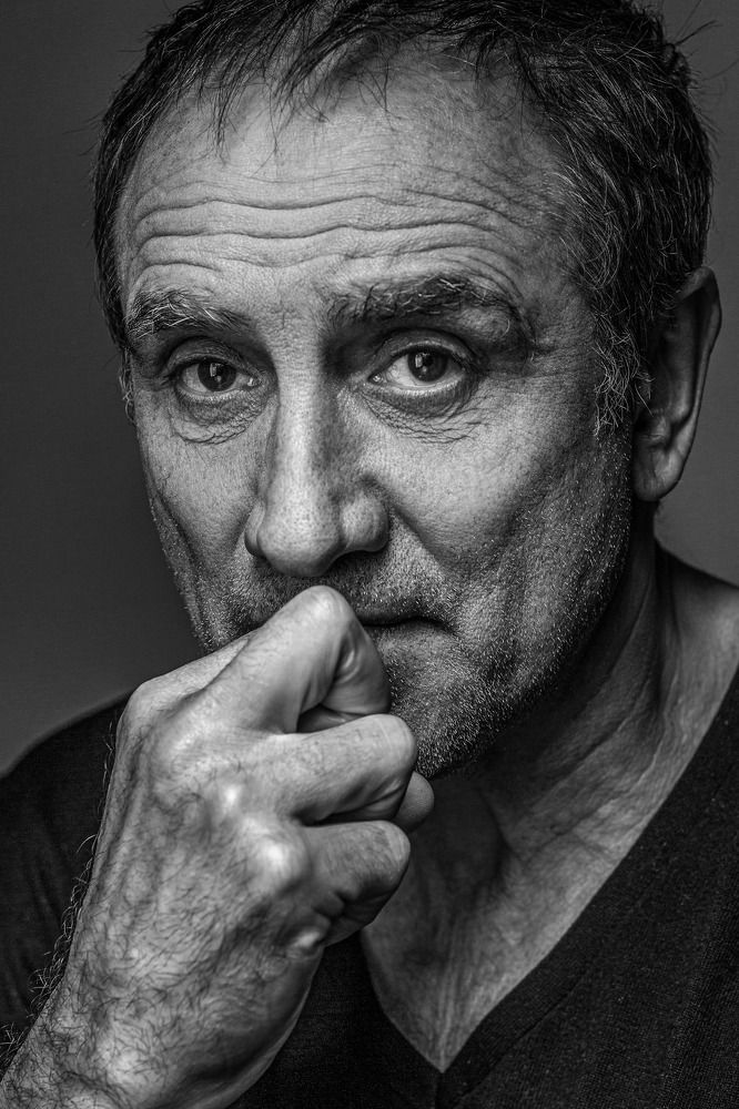 Портрет Евгения Казакова