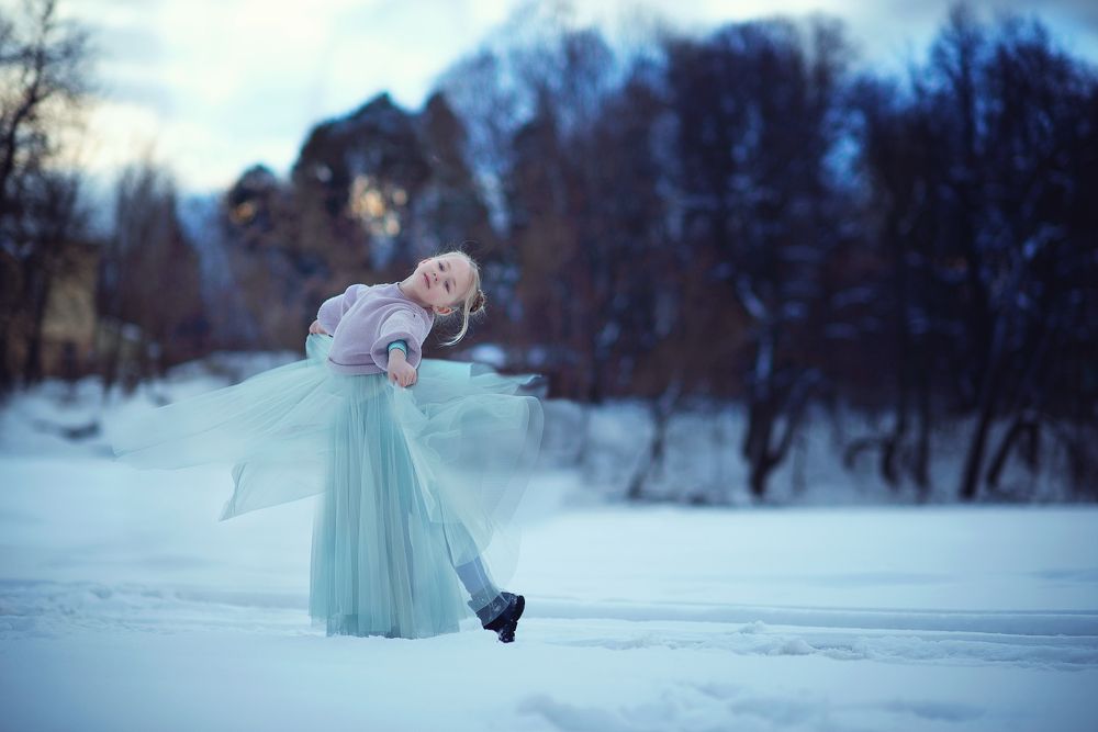 Балерина на озере