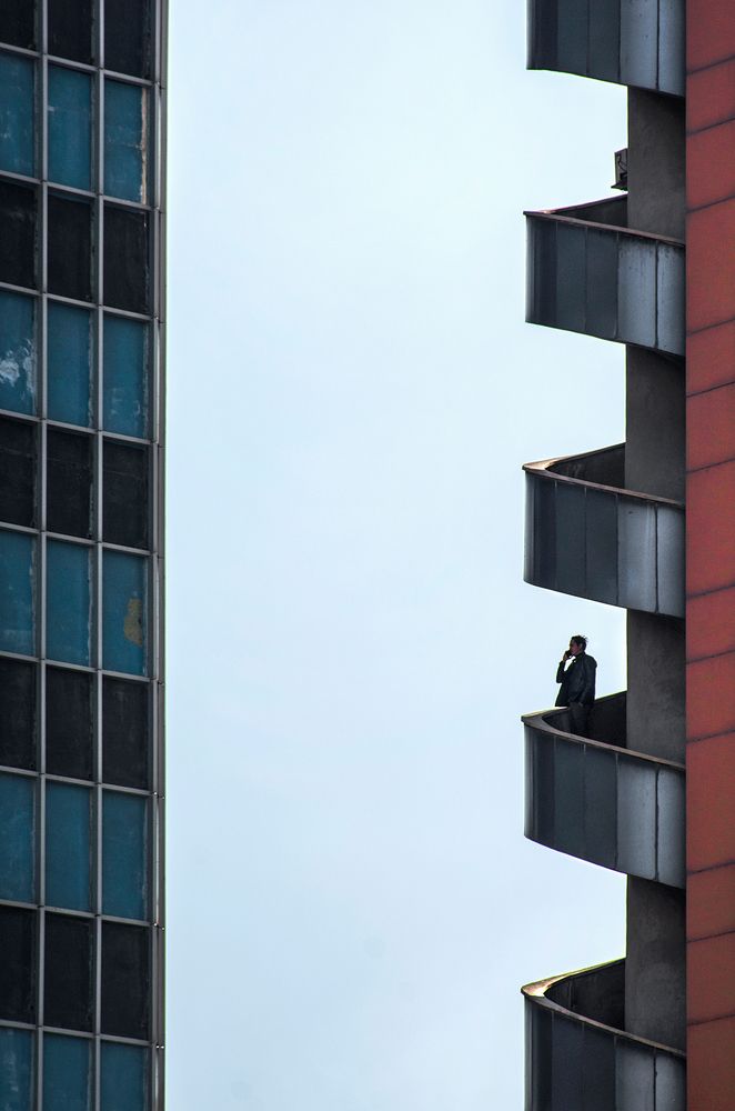 The lonely neighbor⁠