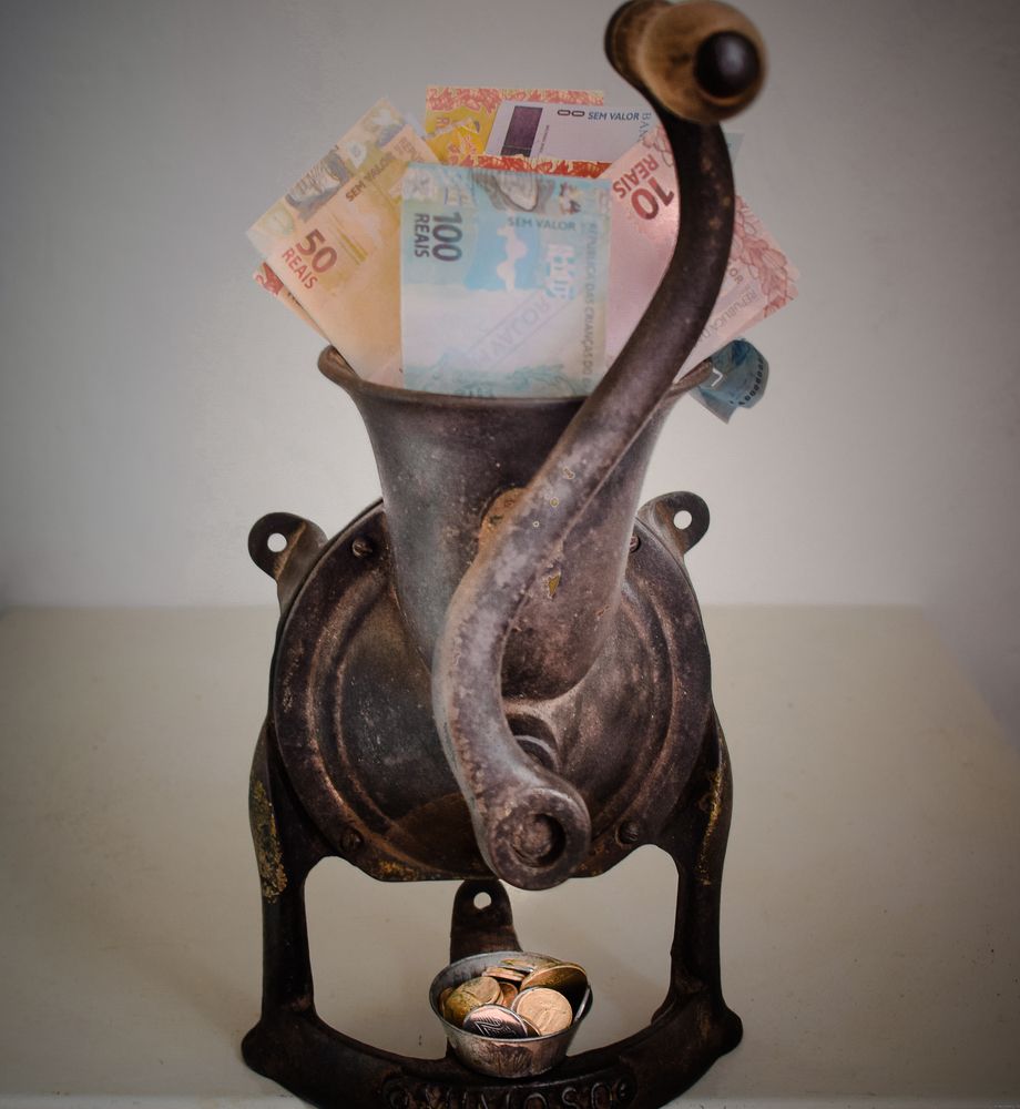 A desvalorização do dinheiro