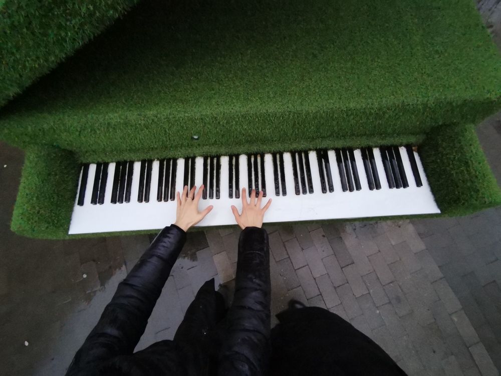 Уличные пианино