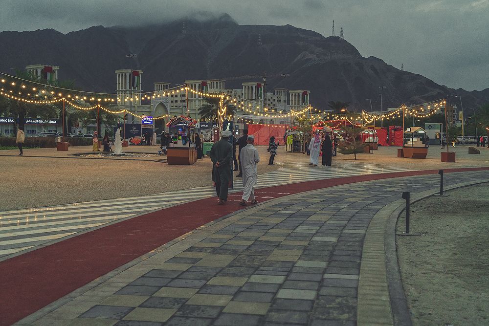 The Khorphakan at night