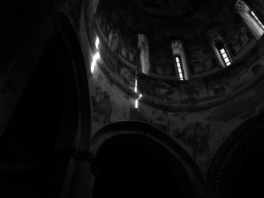 Photograph by Giorgi Skhirtladze