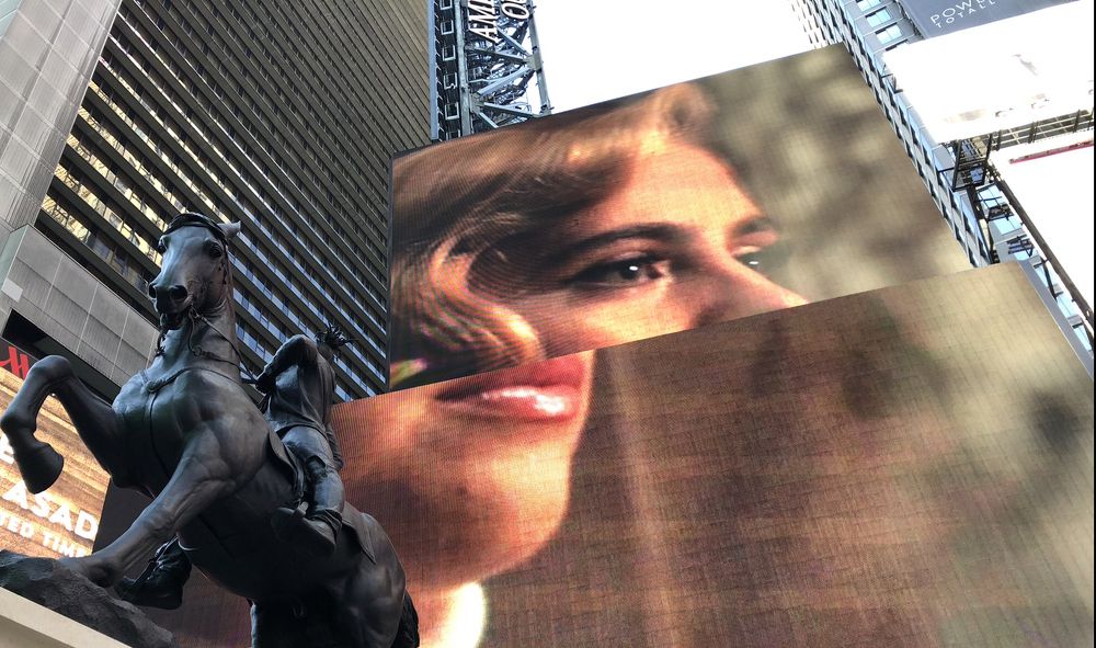 Man& Woman. War& Pease