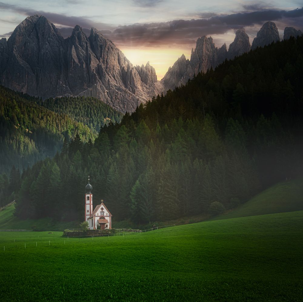 Photograph by Zavaydin Zavaydinov