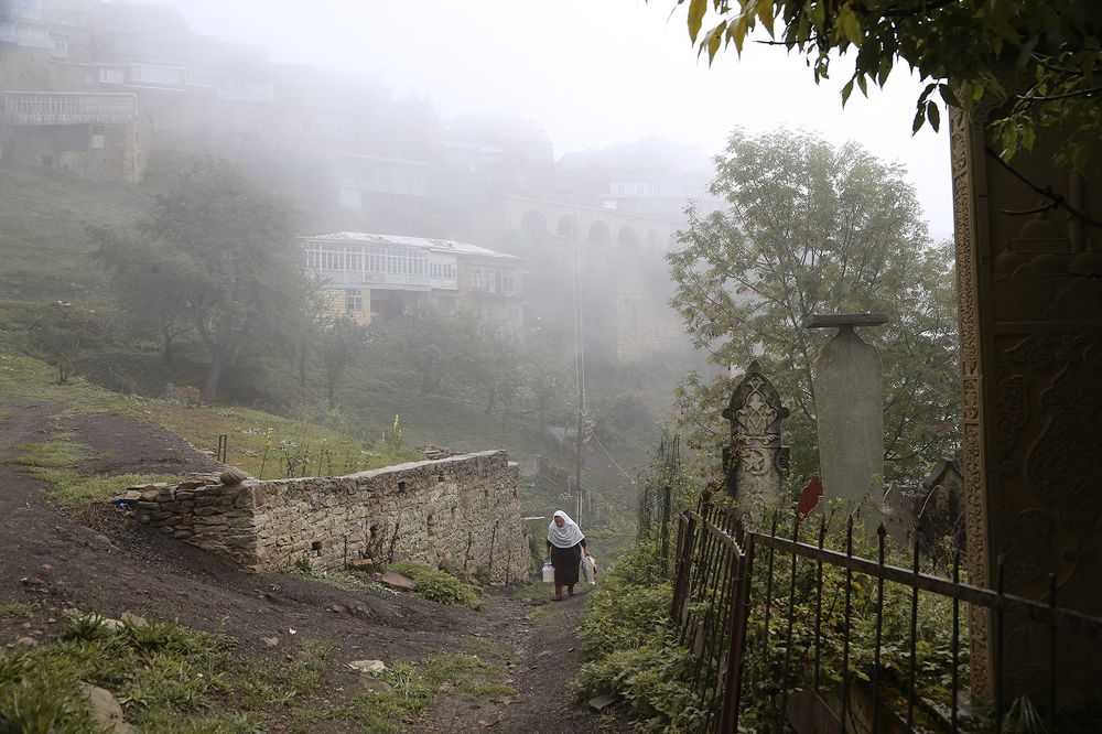 По дороге с родника