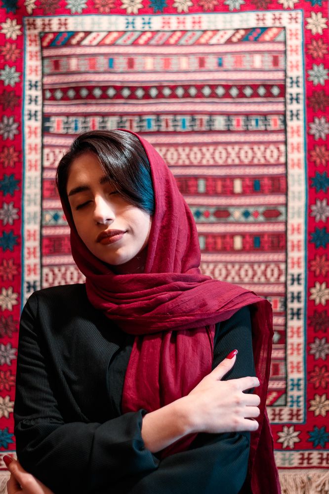 A girl in Tabriz bazaar