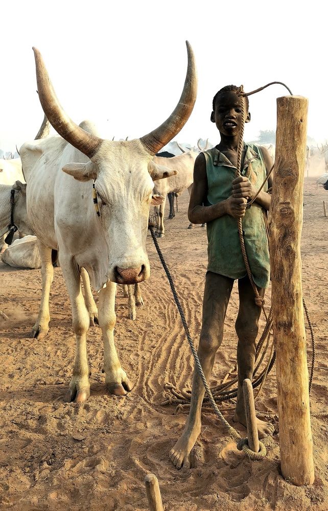 В племени Мундари