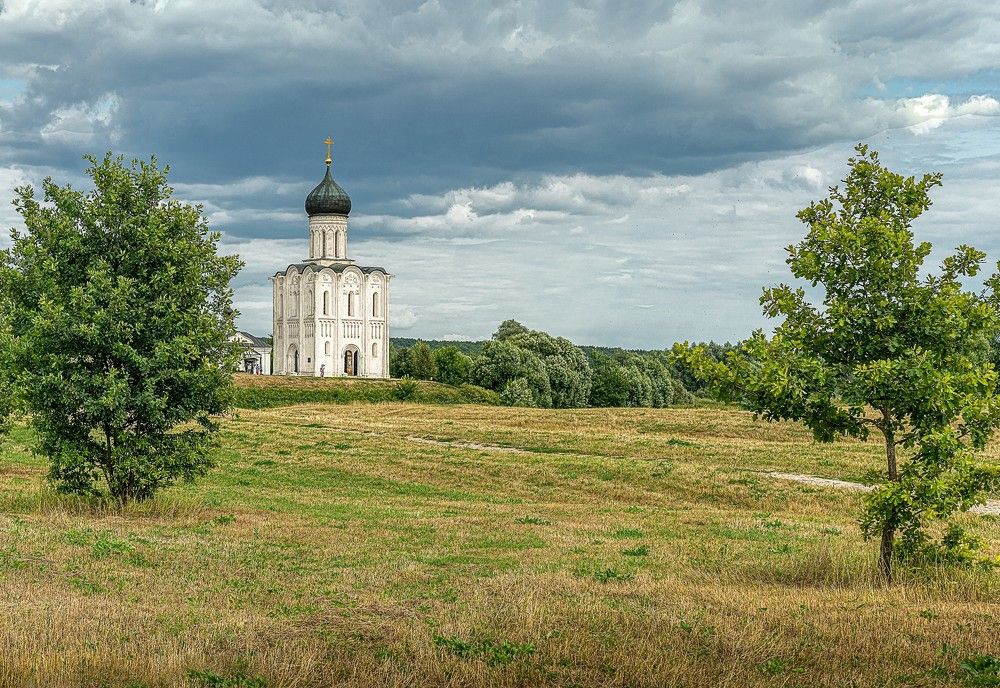 БОГОЛЮБОВСКИЙ ЛУГ.
