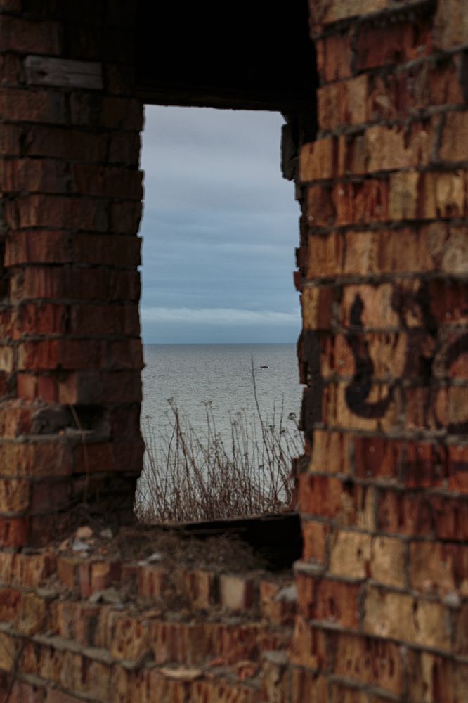 Море в окне