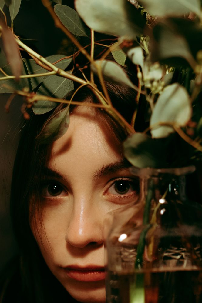 Игра с кустом в банке