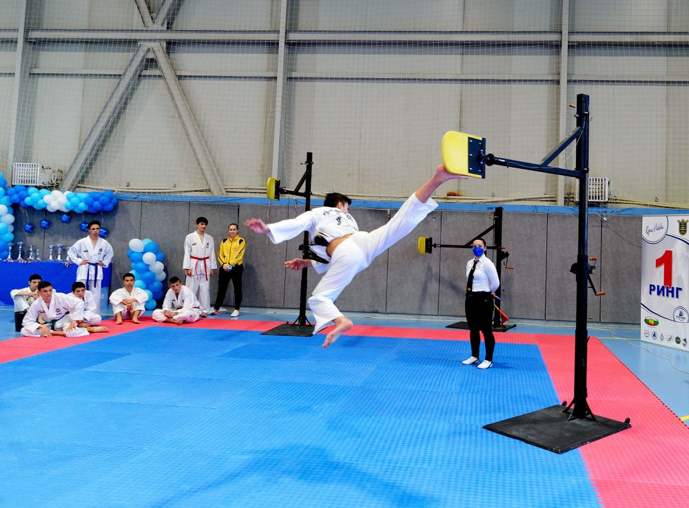 Photograph by Deyan Boev