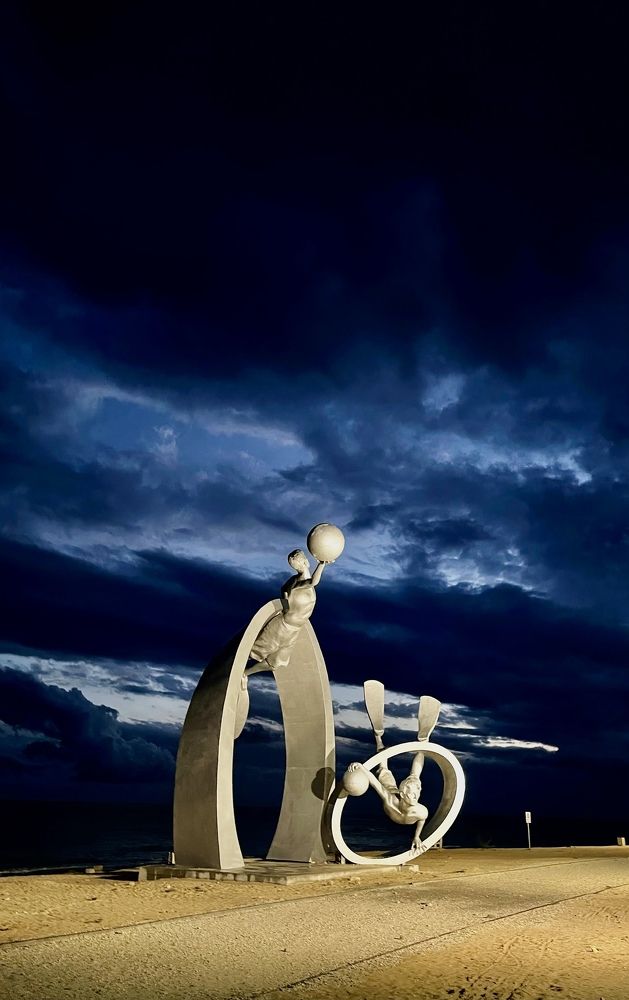 Photograph by Mojgan Sheykhi